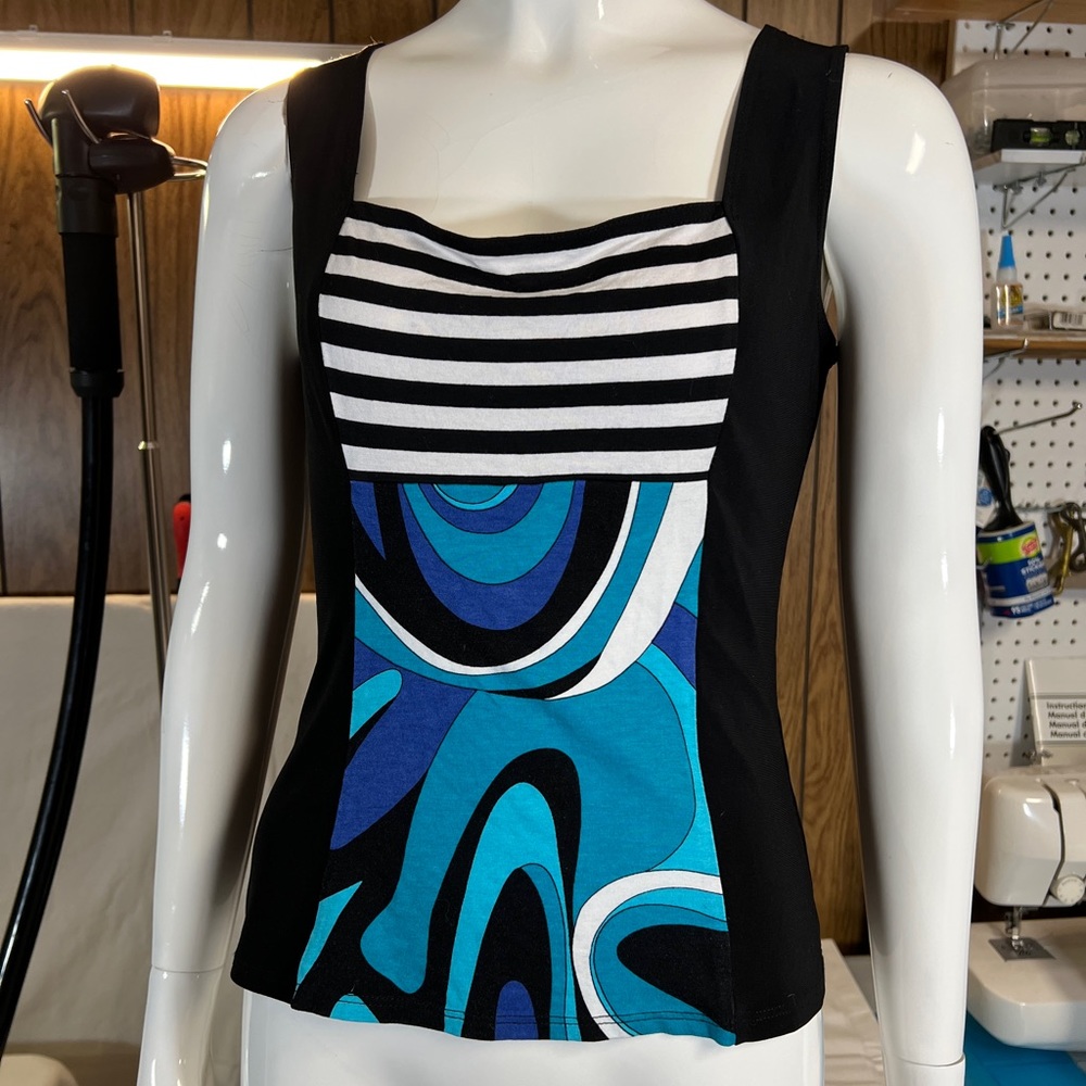 Black and Blue Patterned Women's Tank Top